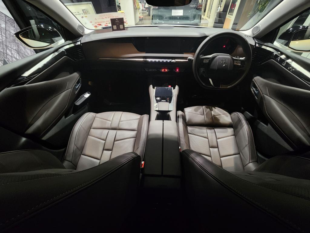 【内装紹介】DS 4 ETOILE Champs Élysées BlueHDi